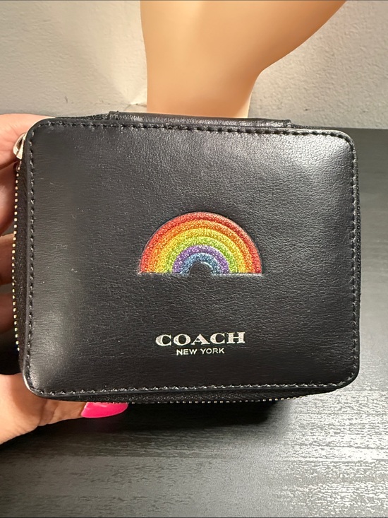 Coach Handbags - Coach Rainbow Travel Jewelry Case with callouts